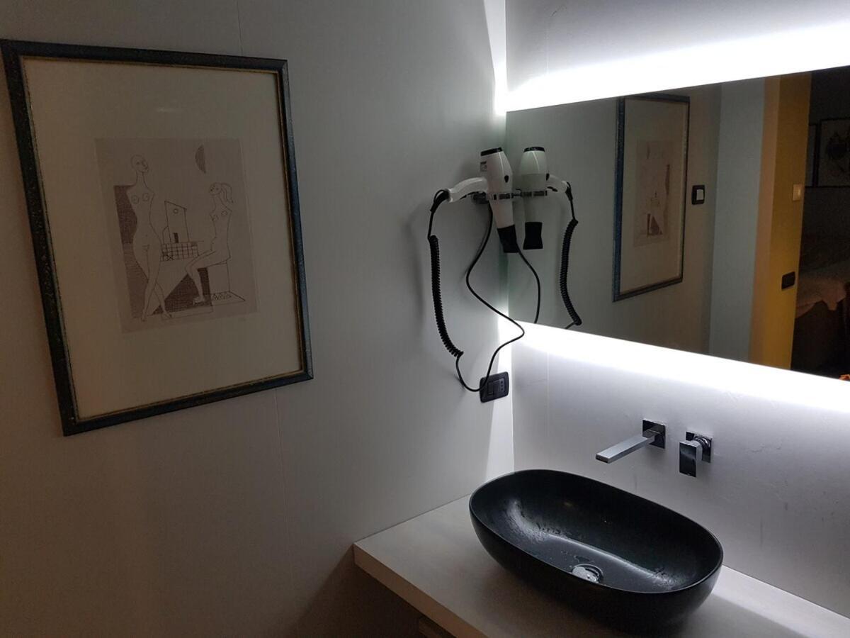 Chocolat La Mairie Apartman Omegna Szoba fotó